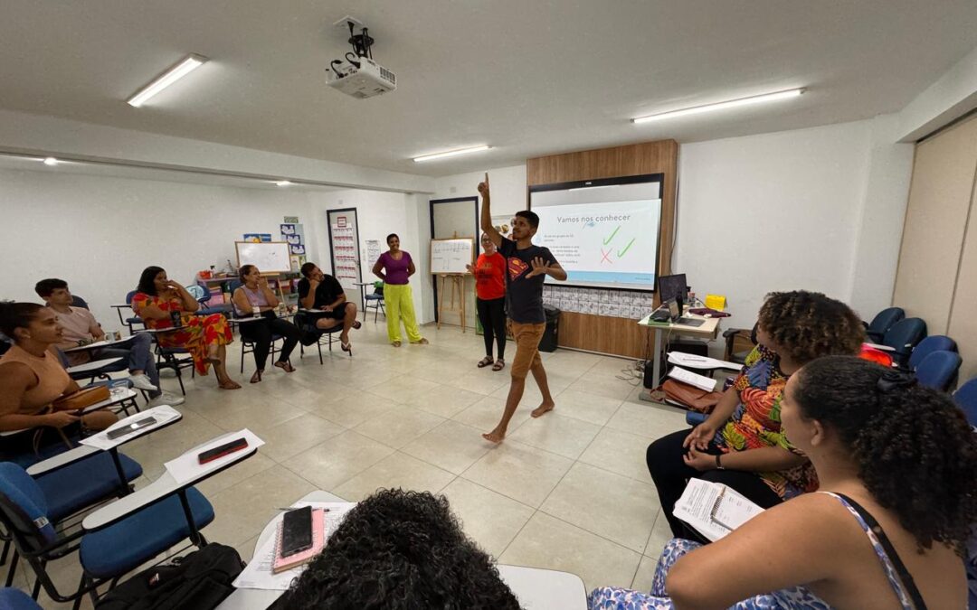 Capacitação: AAPPE promove formação profissional para tradutores e intérpretes de libras